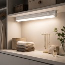 Éclairage cuisine & dressing - Réglette LED orientable CCT avec interrupteur – 4W et 8W